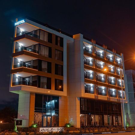 Cozy Loft Hotel Batumi Exterior foto